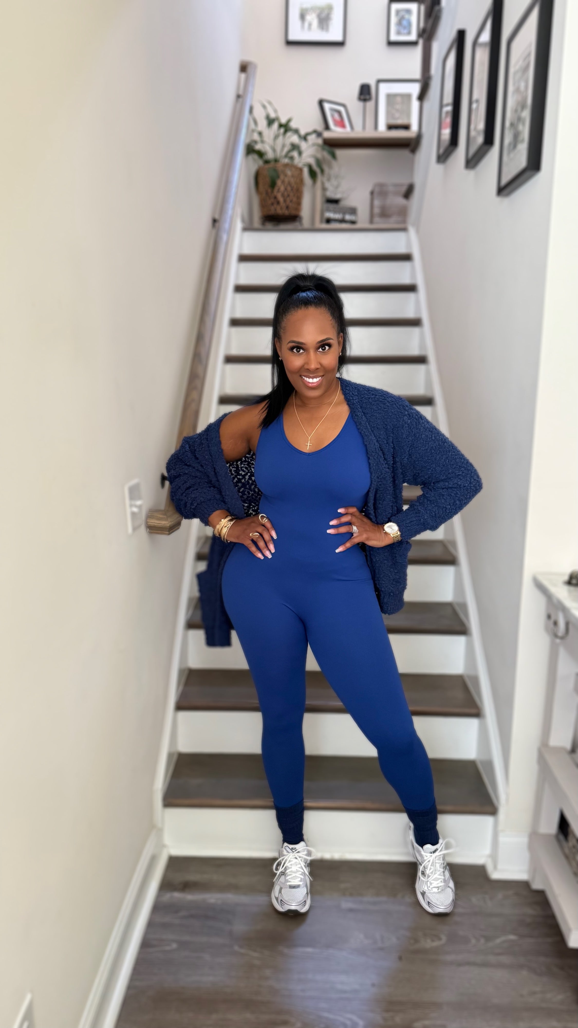 The Layover 3pc Set- Navy Blue (Includes Slouch Socks)