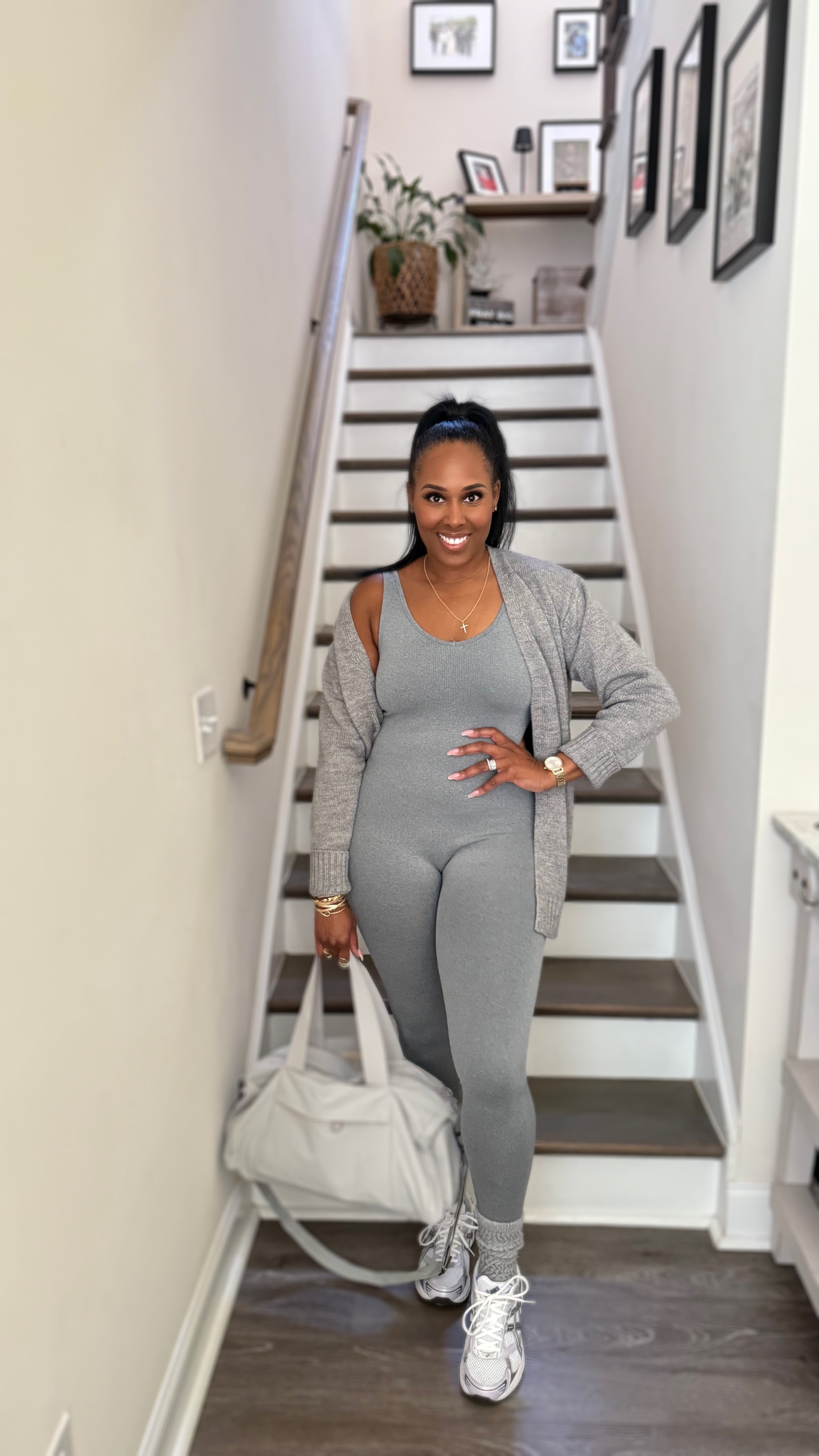 Soft Landing 4pc Set- Lt Grey (Travel Bag & Slouch Socks Included)