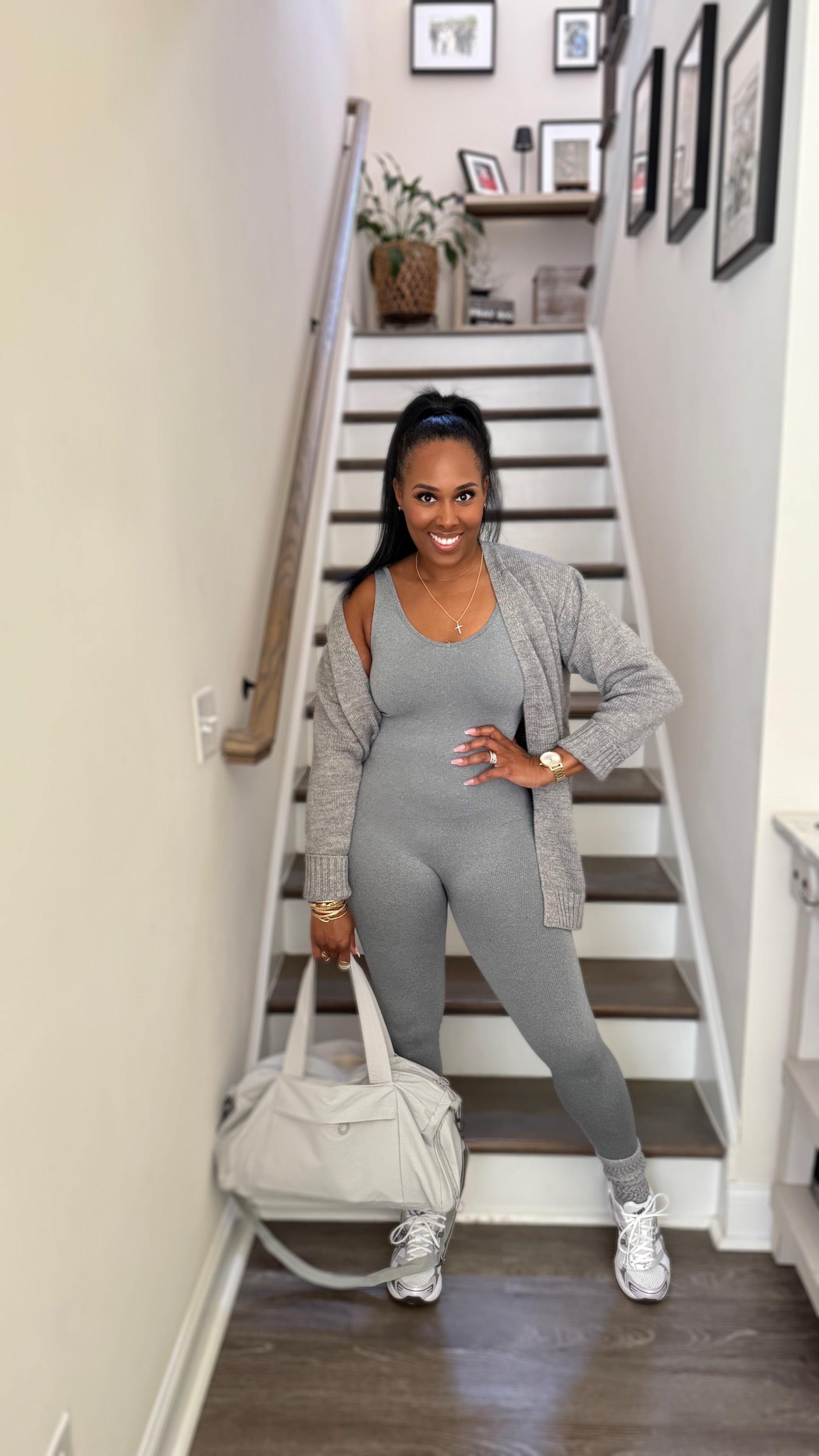 Soft Landing 4pc Set- Lt Grey (Travel Bag & Slouch Socks Included)