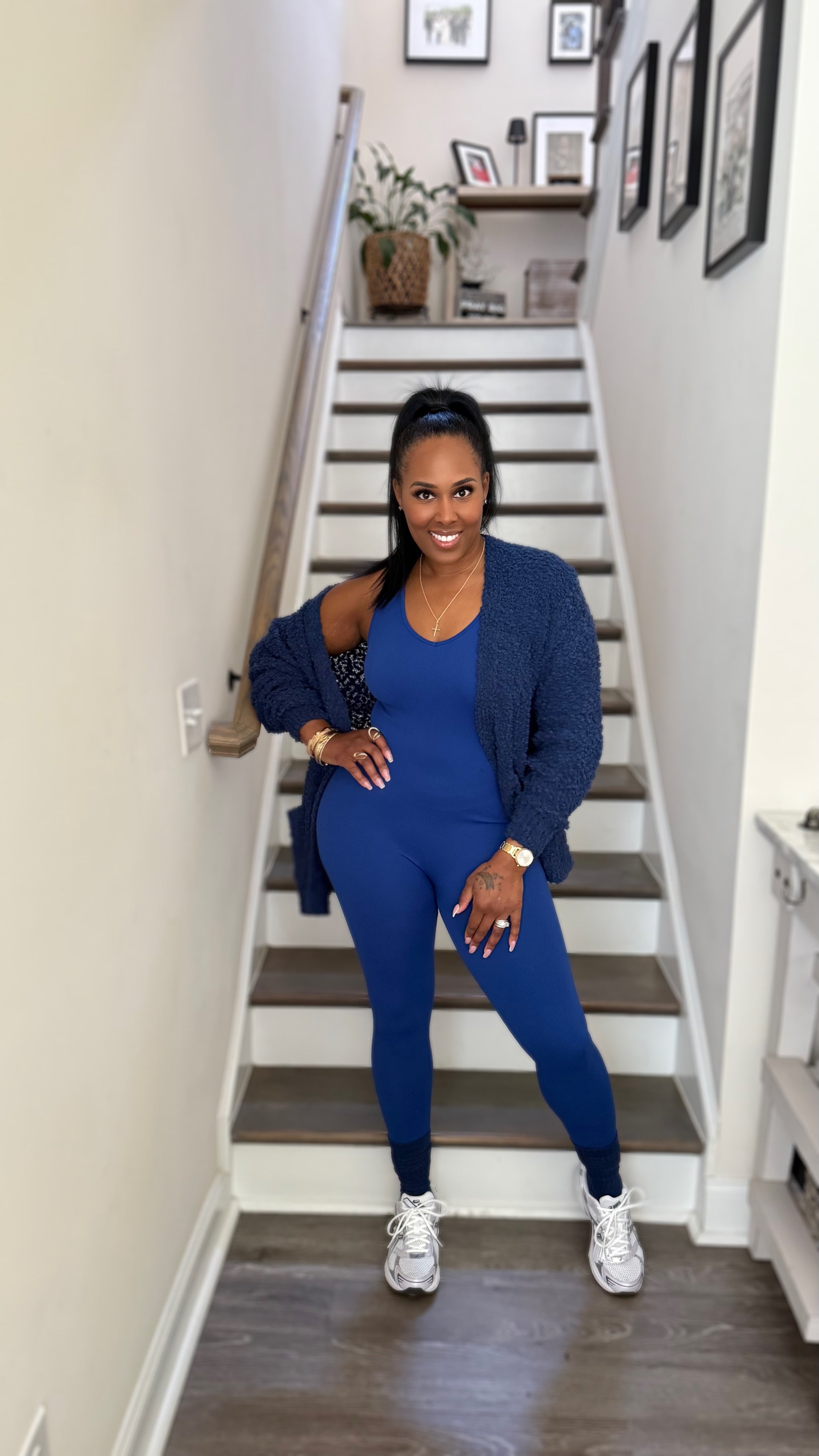 The Layover 3pc Set- Navy Blue (Includes Slouch Socks)