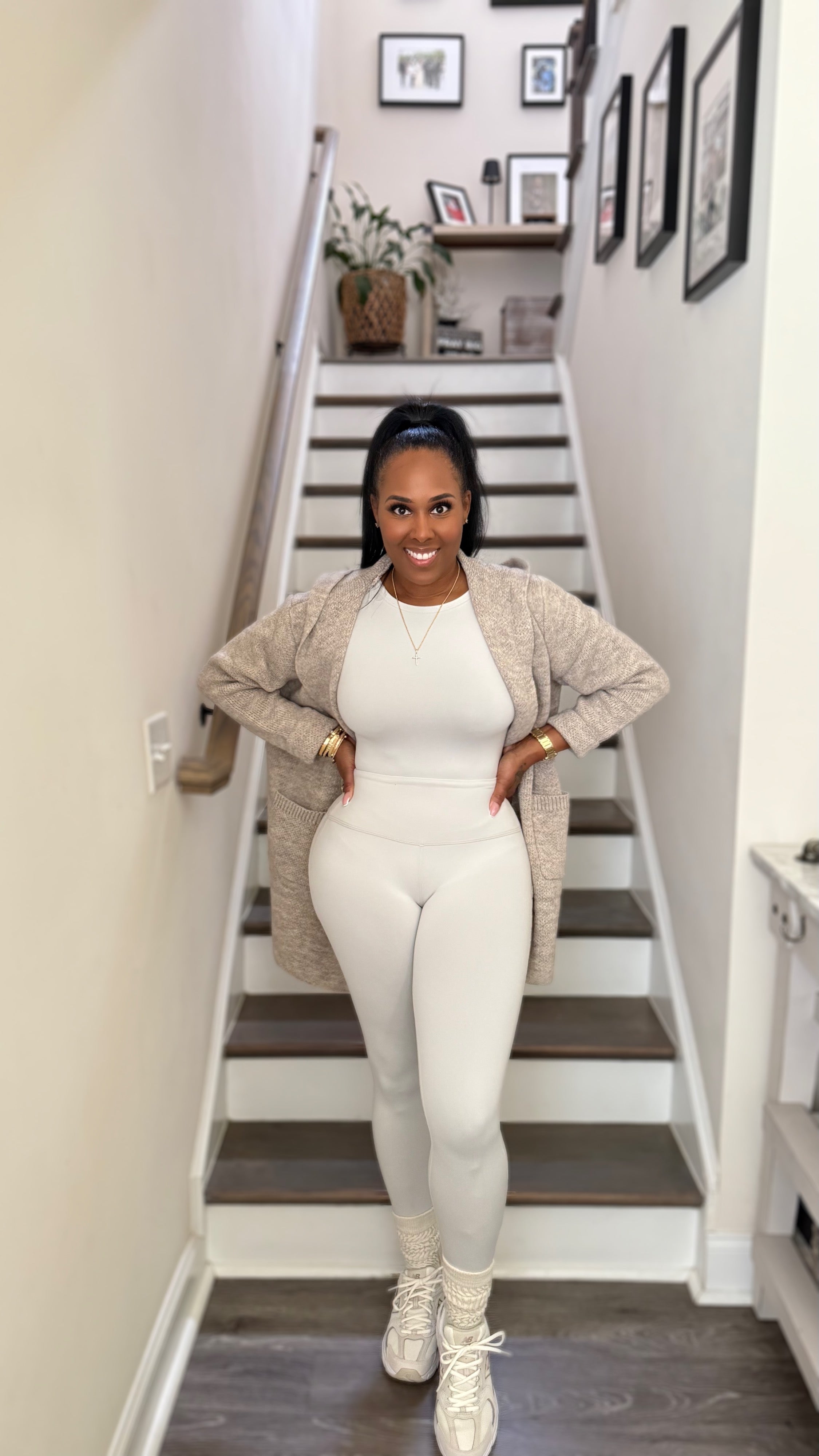 Bougie Departure 4pc Set- Latte (Includes Slouch Socks)